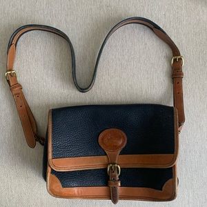 Vintage Dooney & Bourke crossbody